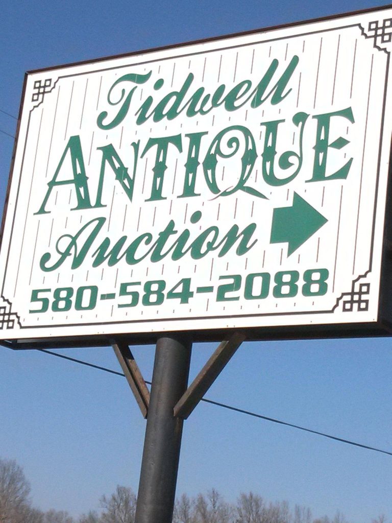 Tidwell Antique Auction