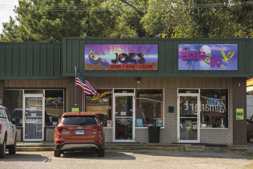 liquor store broken bow