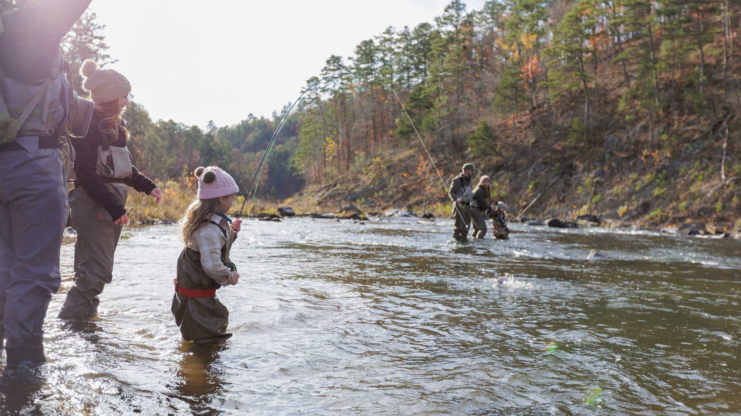 Can you fly fish in Beavers Bend? Yes, you can. All-ages fly fishing is available year-round.