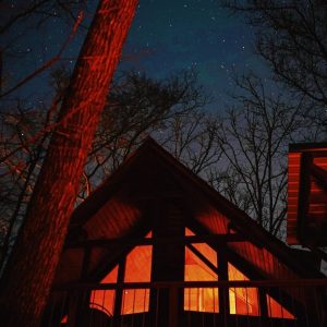 Cabin in the woods Broken Bow
