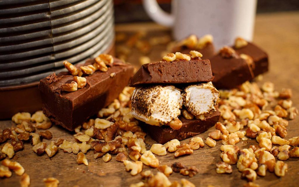 Fudgey goodness w/ wallnuts.