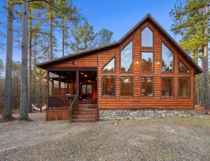 Oklahoma Breakdown Cabin - Beavers Bend Cabin Country